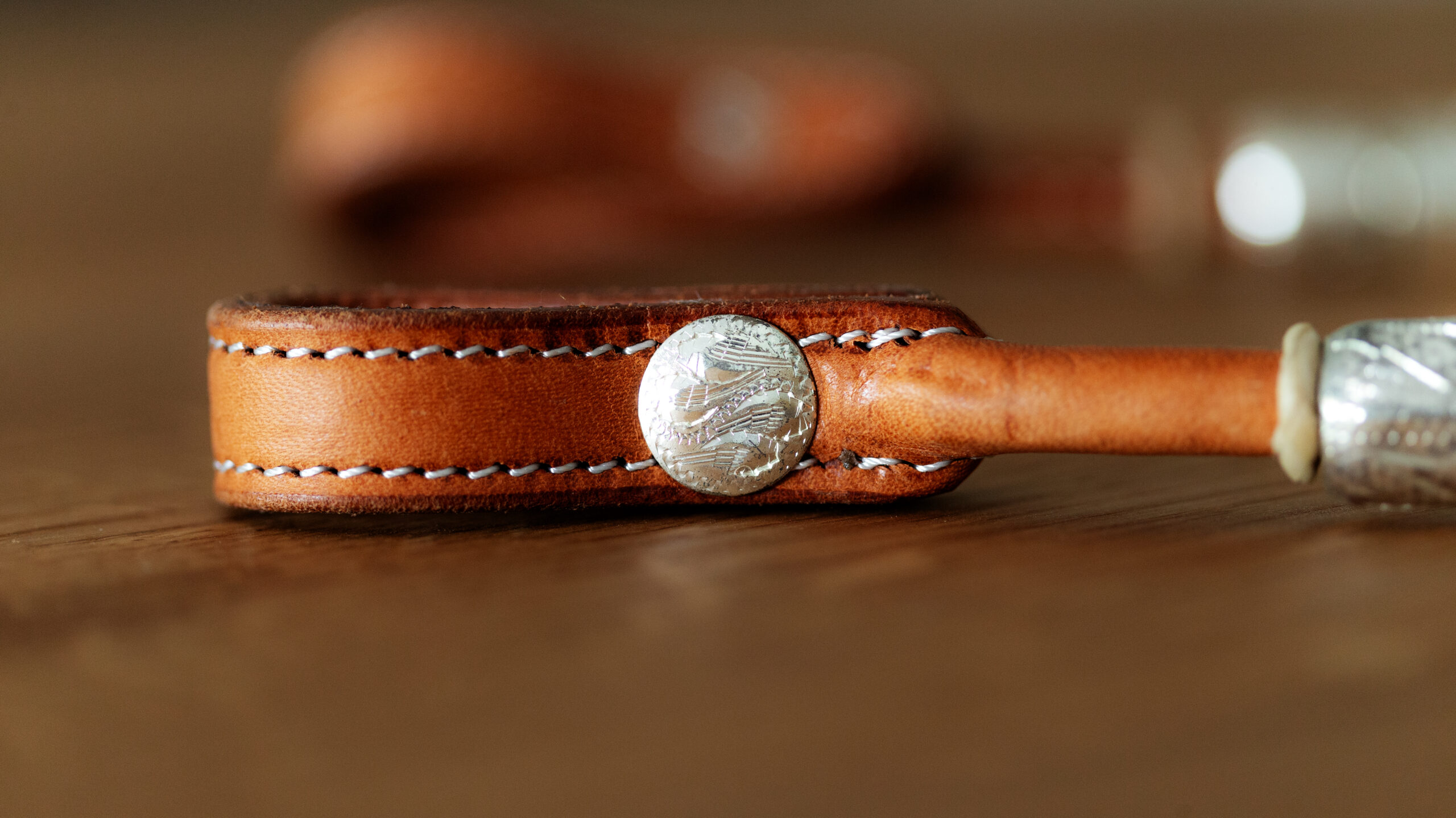 EE Tack Ks Herm. Oak Leather Silver Buckle & Roller Doppeleinohr – Bild 4