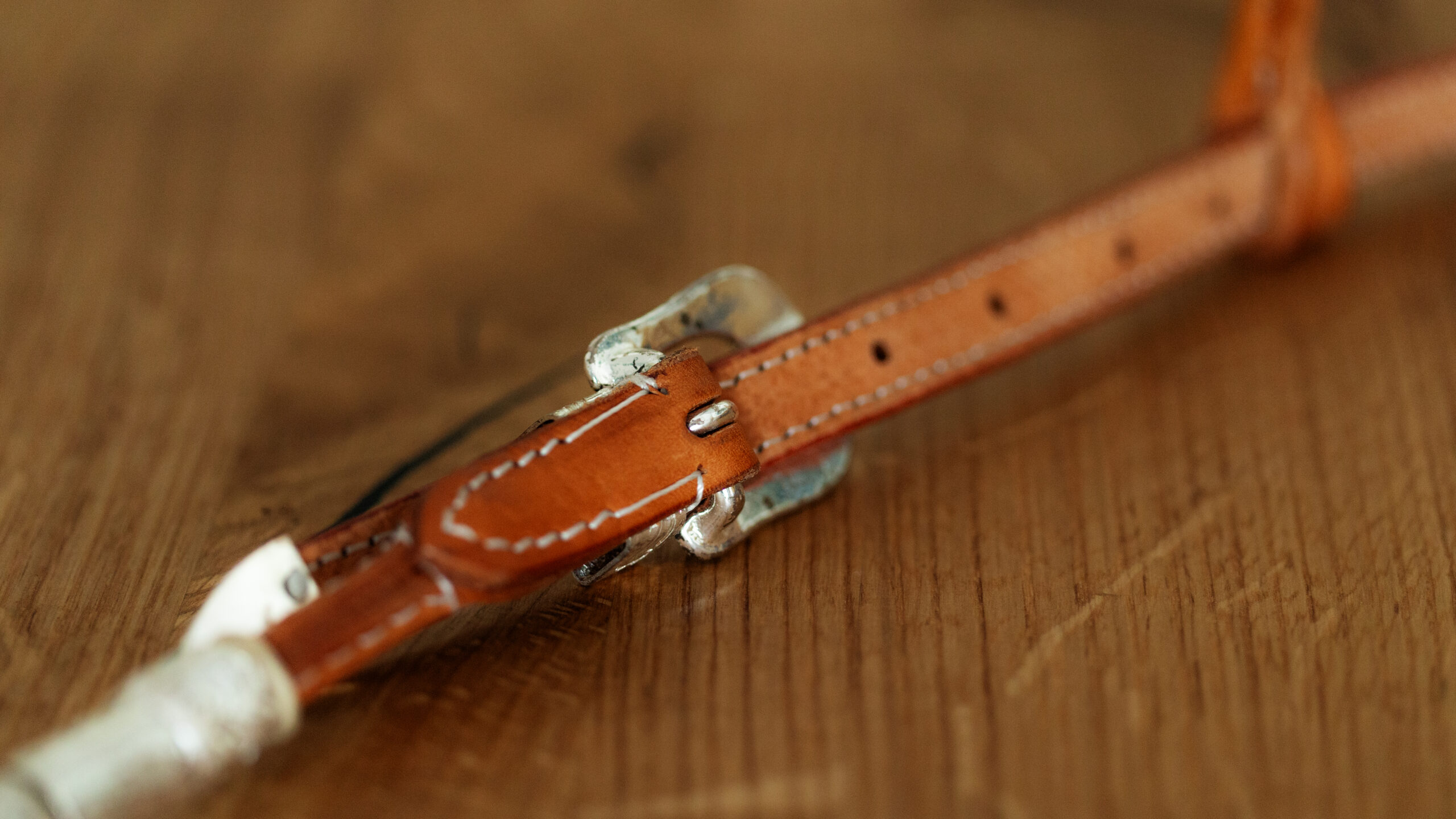 EE Tack Ks Herm. Oak Leather Silver Buckle & Roller Doppeleinohr – Bild 8