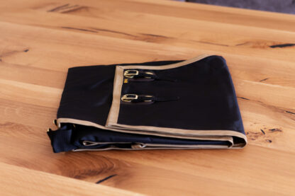 Big D Stable Sheet Open Front schwarz/beige – Bild 11